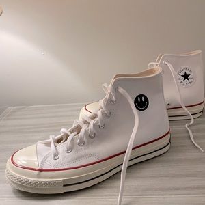 White Converse Chuck Taylor High Tops (Unisex) M’s 9 W’s 11